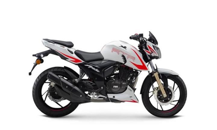 TVS Apache RTR200, 102 Bin TL gibi uygun bir fiyatla sıfır olarak satın alınabilir. 20.5hp gücü ve 18.1nm torkuyla 200cc motor hacmi ile dikkat çekiyor. Hava soğutmalı yapısı ve teknolojik donanımlarıyla şehir içi kullanıma uygun bir deneyim sunuyor. 14.5 litrelik geniş yakıt kapasitesi ve düşük, 2.5 litrelik yakıt tüketimiyle uzun yolculuklarda da ekonomik bir seçenek olabilir. TVS Apache RTR200, 102 Bin TL gibi uygun bir fiyatla sıfır olarak satın alınabilir. 20.5hp gücü ve 18.1nm torkuyla 200cc motor hacmi ile dikkat çekiyor. Hava soğutmalı yapısı ve teknolojik donanımlarıyla şehir içi kullanıma uygun bir deneyim sunuyor. 14.5 litrelik geniş yakıt kapasitesi ve düşük, 2.5 litrelik yakıt tüketimiyle uzun yolculuklarda da ekonomik bir seçenek olabilir.