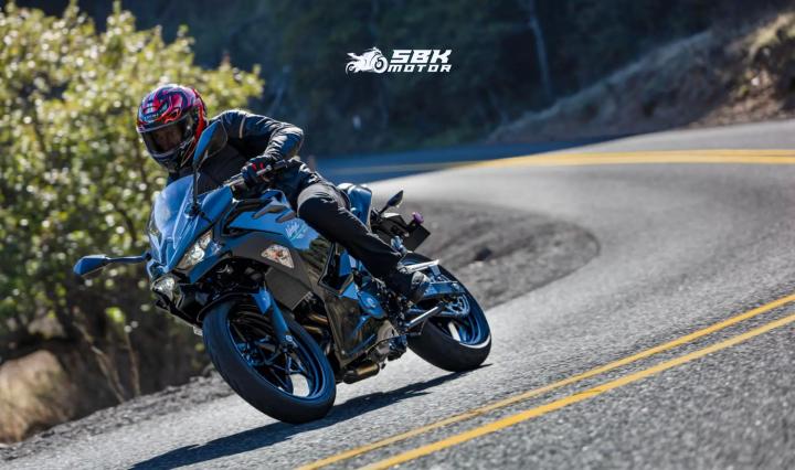 Gördüğümüz kadarıyla Kawasaki, A2'nin liderliğine oynama peşinde gibi. Kawasaki, aslında 52 beygir olan ama ruhsatta 47hp görünen ve 43nm tork üreten 450 küsür cc bu modeliyle rakiplerine zor anlar yaşatacak gibi.