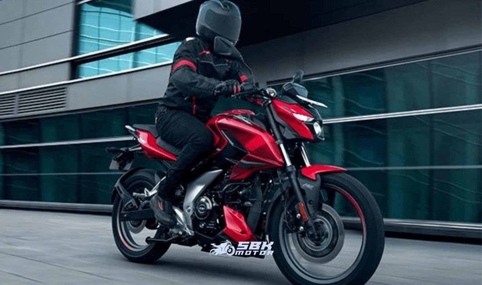 79 cm sele yüksekliği ile Bajaj Pulsar N 160, kullanıcılarına konforlu bir sürüş pozisyonu sunuyor. Yağ soğutmalı motor sistemi, motosikletin uzun süreli kullanımda bile optimal performans göstermesini sağlıyor. Naked motor tipi ile dikkat çeken bu model, şehir içi kullanımda manevra kabiliyeti yüksek bir performans sergiliyor. Ön lastik boyutu 100/80-17 52P ve arka lastik boyutu 130/70-17 62P olan Bajaj Pulsar N 160, yol tutuşunu artırarak sürüş güvenliğini sağlıyor. Teleskopik ön süspansiyon ve helezonik yaylı tek amortisör arka süspansiyon sistemi, motosikletin yol koşullarına uyum sağlamasına yardımcı oluyor. 79 cm sele yüksekliği ile Bajaj Pulsar N 160, kullanıcılarına konforlu bir sürüş pozisyonu sunuyor. Yağ soğutmalı motor sistemi, motosikletin uzun süreli kullanımda bile optimal performans göstermesini sağlıyor. Naked motor tipi ile dikkat çeken bu model, şehir içi kullanımda manevra kabiliyeti yüksek bir performans sergiliyor. Ön lastik boyutu 100/80-17 52P ve arka lastik boyutu 130/70-17 62P olan Bajaj Pulsar N 160, yol tutuşunu artırarak sürüş güvenliğini sağlıyor. Teleskopik ön süspansiyon ve helezonik yaylı tek amortisör arka süspansiyon sistemi, motosikletin yol koşullarına uyum sağlamasına yardımcı oluyor.