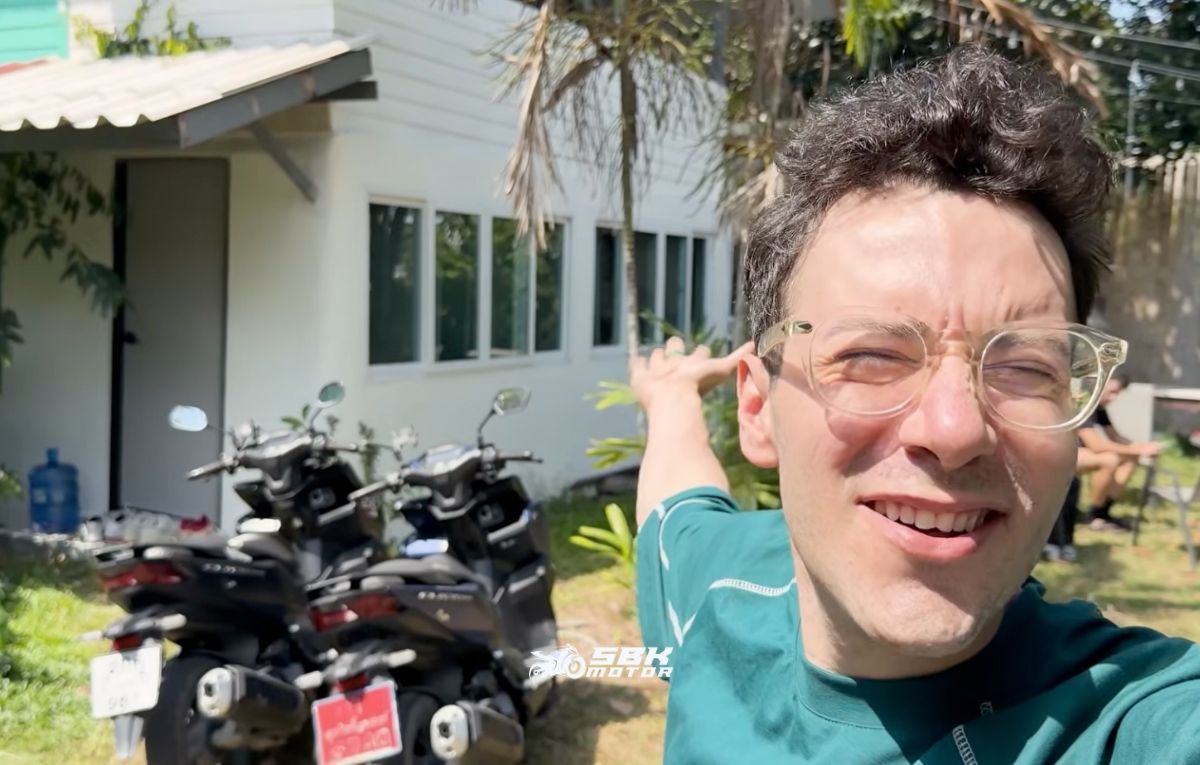 Enes Batur Tatilde Motor Kazası Atlattı: Ko Pha Ngan’da Neler Yaşandı? Enes Batur Tayland’ın Ko Pha Ngan adasında kiraladığı motosikletle kaza yaptı. Yokuşta devrilen motor sonrası tamir masrafı faturası da ortaya çıktı.