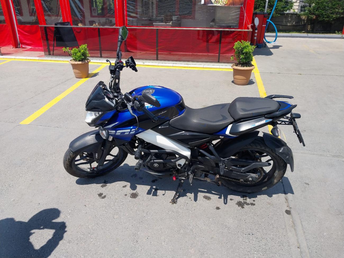 2023 Model Ns200 temiz bakımlı