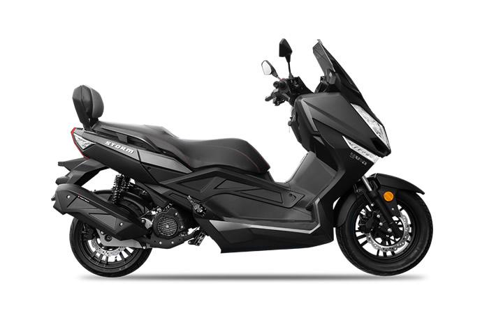 YUKI T9 STORM MAXI SCOOTER 125 Motosiklet Modeli Özellikleri: Tork:9.5nm., Güç:8.7hp, Ağırlık:146, Top Speed:110, Yakıt Kapasitesi: 13, Yakıt Tüketimi: 3, Silindir Adeti:1, Valf Adeti: 2