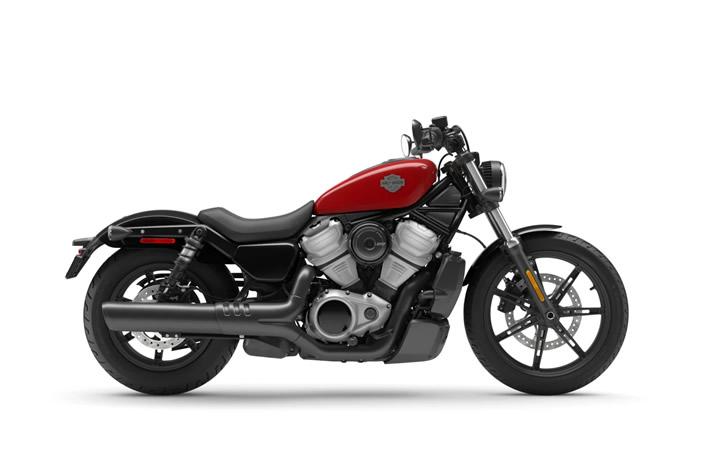 HARLEY DAVİDSON NİGHTSTER  Motosiklet Modeli Özellikleri: Tork:95nm., Güç:89hp, Ağırlık:221, Top Speed:180, Yakıt Kapasitesi: 11.5, Yakıt Tüketimi: 5.5, Silindir Adeti:2, Valf Adeti: 8