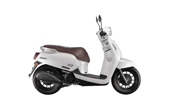 QJ MOTOR VPS 125 Motosiklet Modeli Özellikleri: Tork:9.5nm., Güç:9hp, Ağırlık:107, Top Speed:95, Yakıt Kapasitesi: 4.6, Yakıt Tüketimi: 2.6, Silindir Adeti:1, Valf Adeti: 2