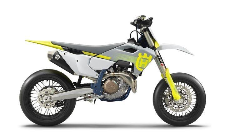 HUSQVARNA FS 450 Motosiklet Modeli Özellikleri: Tork:65nm., Güç:63hp, Ağırlık:107.6, Top Speed:180, Yakıt Kapasitesi: 7.2, Yakıt Tüketimi: 3.8, Silindir Adeti:1, Valf Adeti: 4