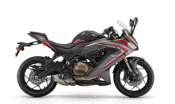 RKS SRK400RR Motosiklet Modeli Özellikleri: Tork:37nm., Güç:41hp, Ağırlık:179, Top Speed:190, Yakıt Kapasitesi: 14.3, Yakıt Tüketimi: 5, Silindir Adeti:2, Valf Adeti: 8