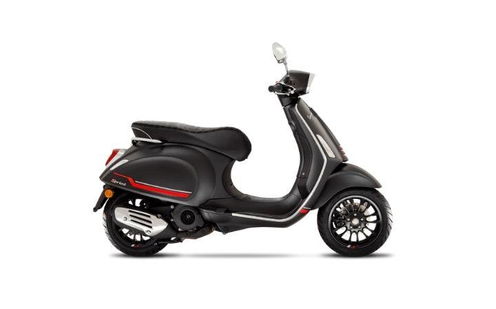 Vespa Sprint 150 S Motosiklet Modeli Özellikleri: Tork:12.4nm., Güç:12.5hp, Ağırlık:100, Top Speed:110, Yakıt Kapasitesi: 8, Yakıt Tüketimi: 2.6, Silindir Adeti:1, Valf Adeti: 3