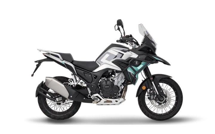 Kove 510X Motosiklet Modeli Özellikleri: Tork:45nm., Güç:47hp, Ağırlık:205, Top Speed:185, Yakıt Kapasitesi: 20, Yakıt Tüketimi: 4, Silindir Adeti:2, Valf Adeti: 8