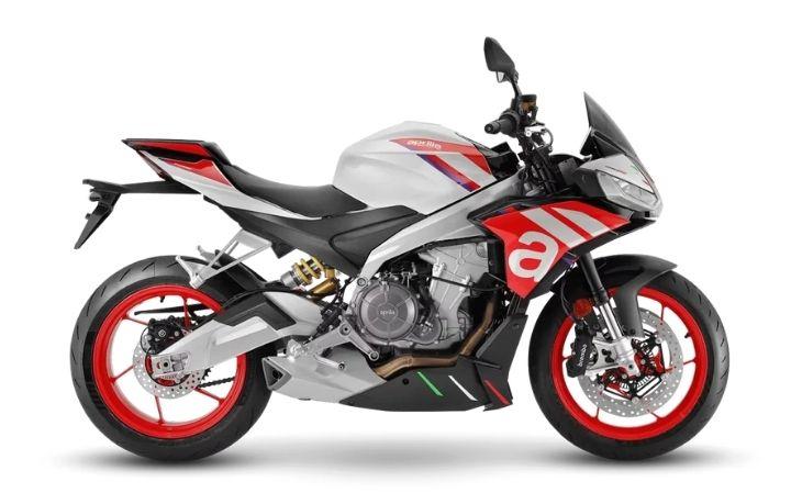 Aprilia Tuono 660 Factory 100hp, 67Nm tork, 230 km/h en yüksek hız