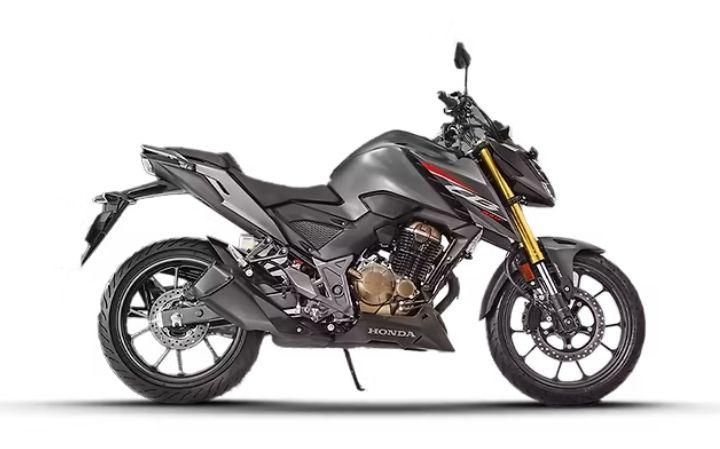 Honda CB300F 24.1hp, 25.6Nm tork, 155 km/h en yüksek hız
