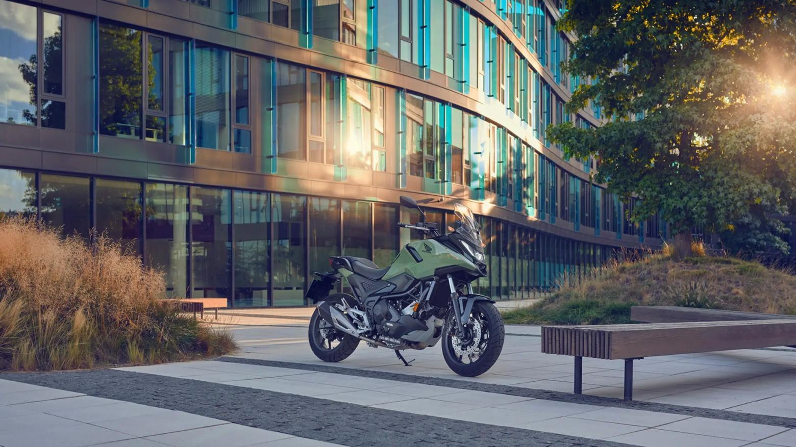 Honda NC750X - 59hp, 69Nm tork, 200 km/h en yüksek hız