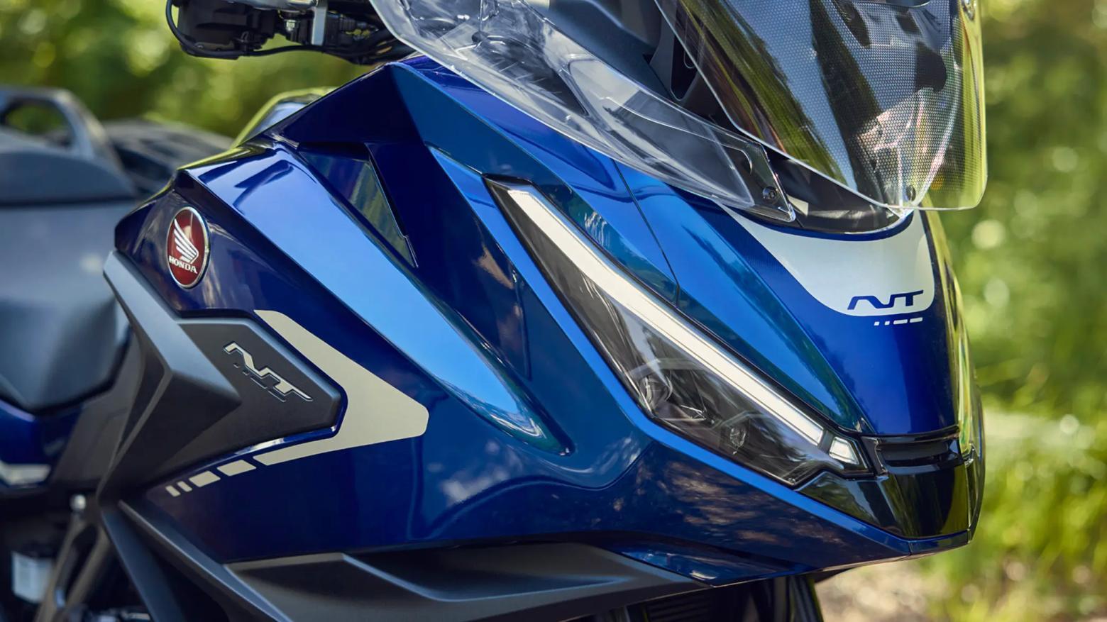 Honda NT1100MT - 102hp, 112Nm tork, 220 km/h en yüksek hız