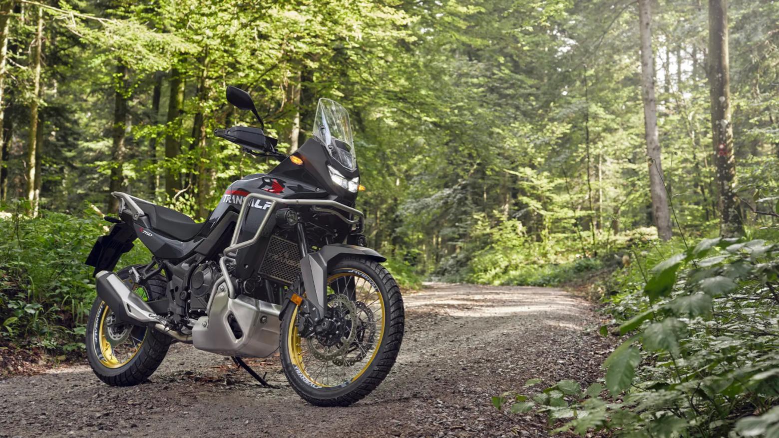 Honda XL75O Transalp - 92hp, 75Nm tork, 203 km/h en yüksek hız