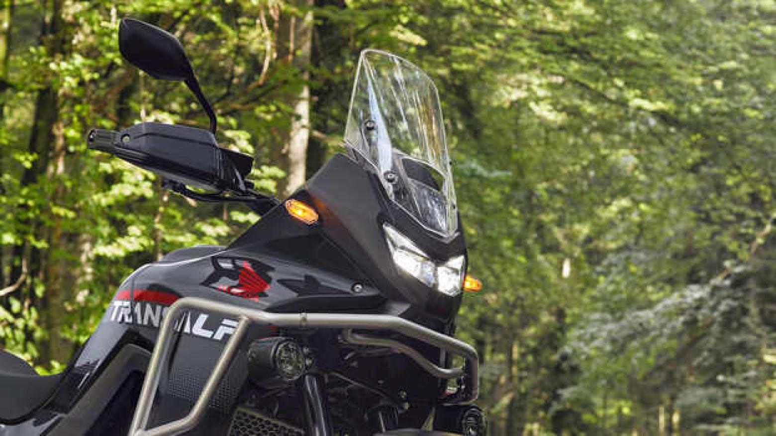 Honda XL75O Transalp - 92hp, 75Nm tork, 203 km/h en yüksek hız