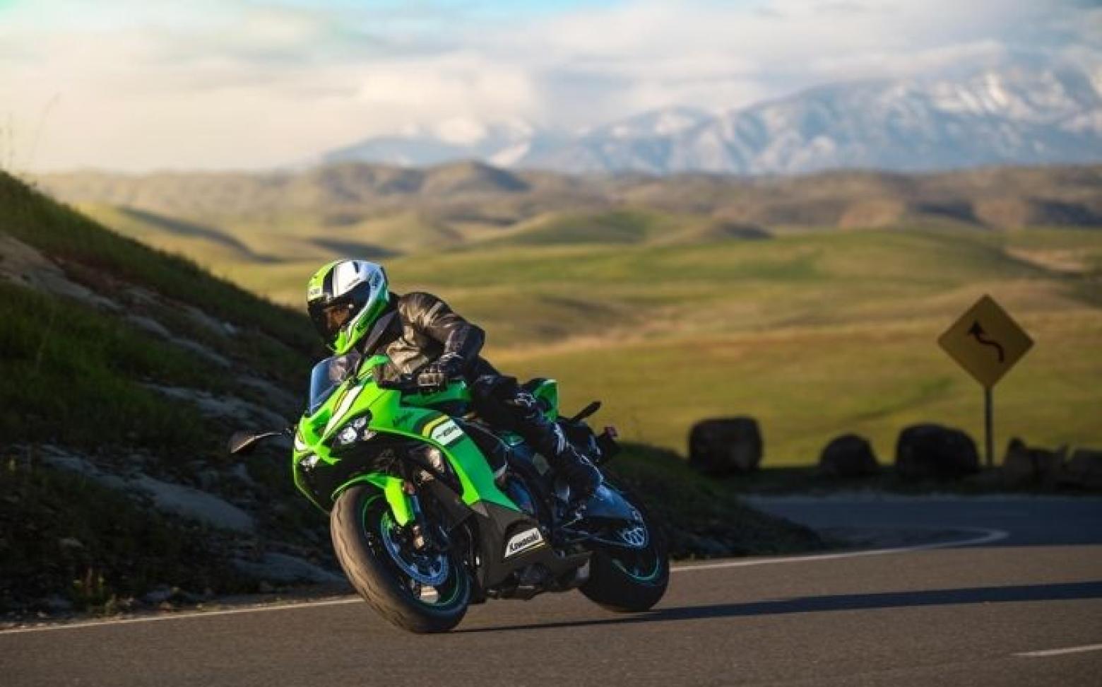 Kawasaki Ninja ZX-6R - 124hp, 69Nm tork, 250 km/h en yüksek hız