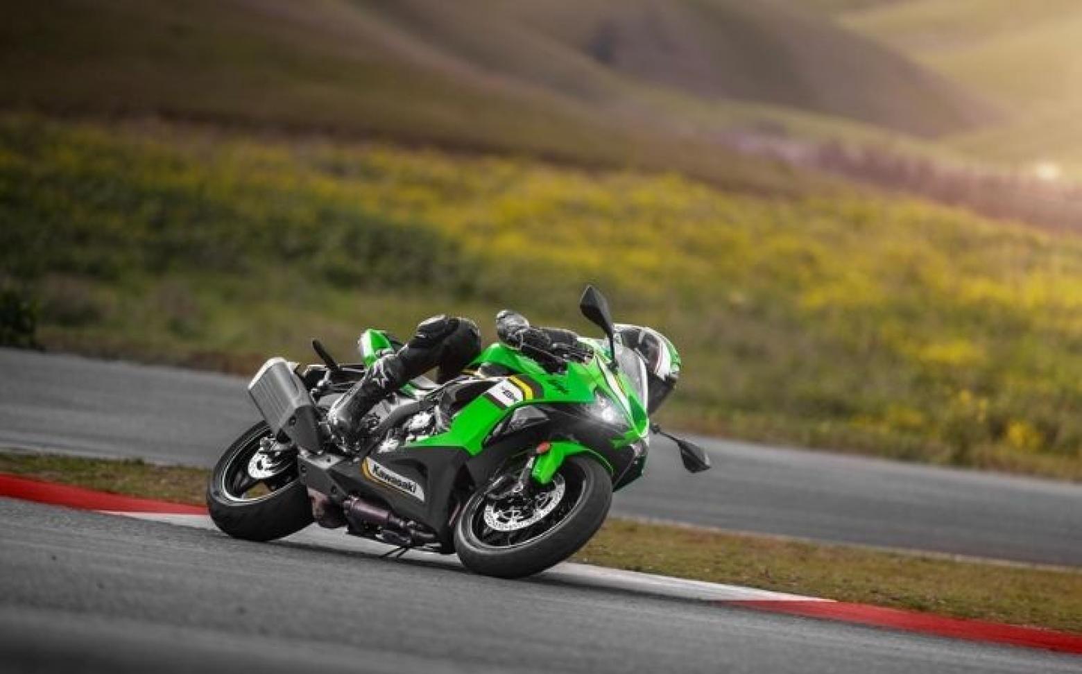 Kawasaki Ninja ZX-6R - 124hp, 69Nm tork, 250 km/h en yüksek hız