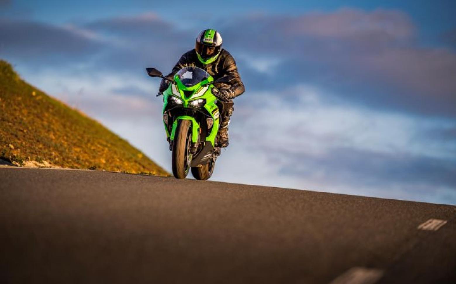 Kawasaki Ninja ZX-6R - 124hp, 69Nm tork, 250 km/h en yüksek hız