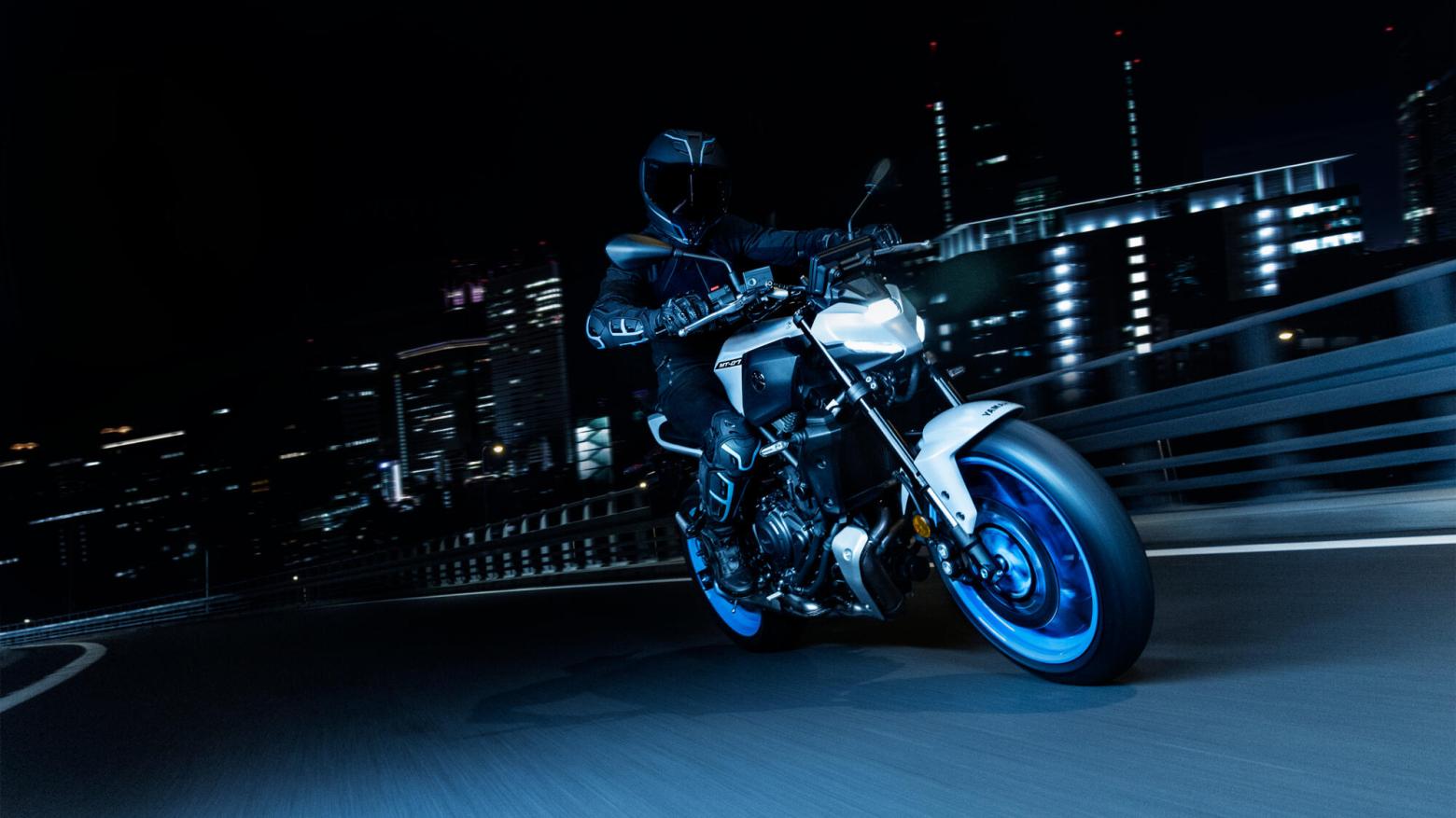 Yamaha MT-07 - 73.4hp, 68Nm tork, 220 km/h en yüksek hız