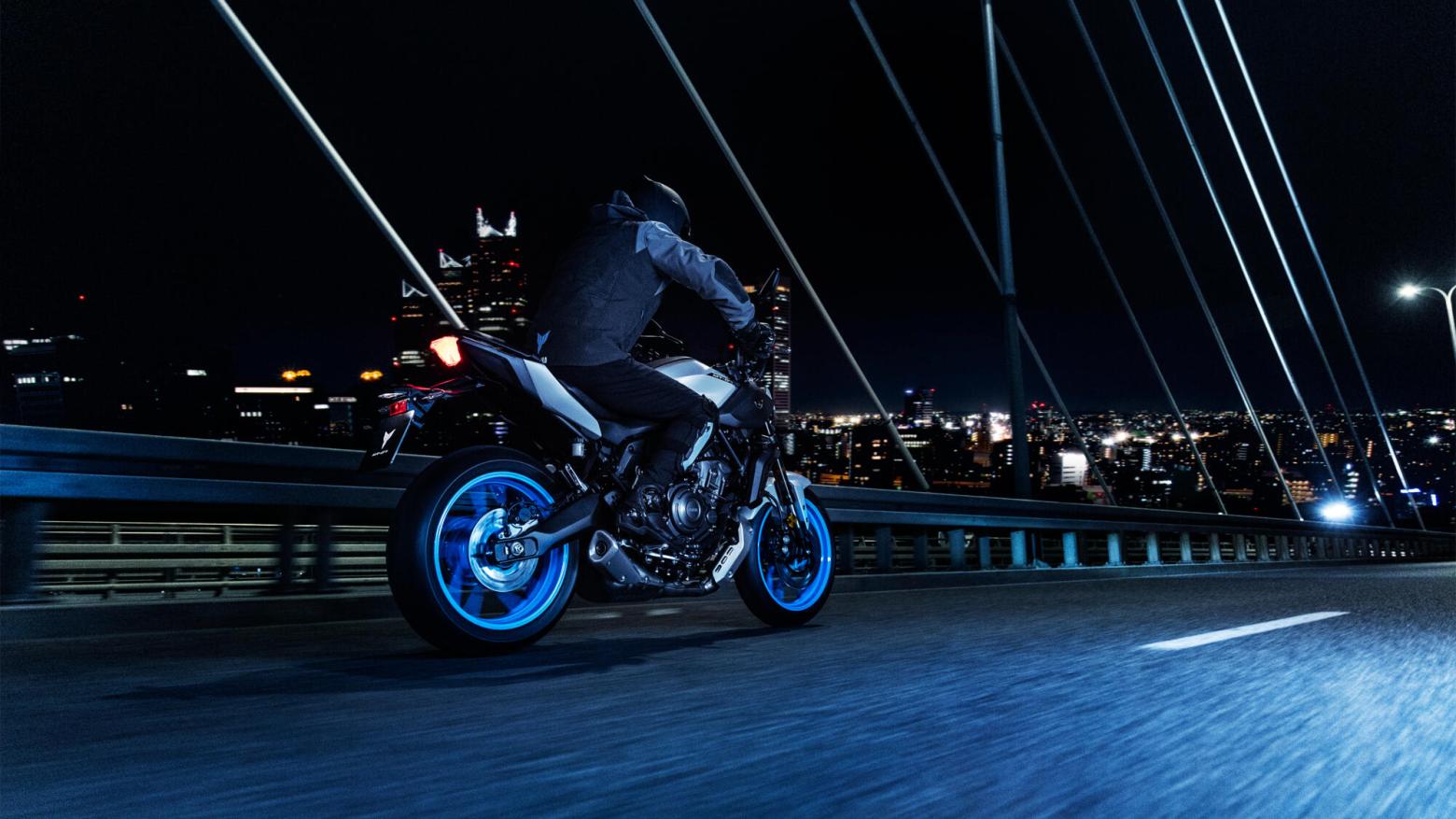 Yamaha MT-07 - 73.4hp, 68Nm tork, 220 km/h en yüksek hız