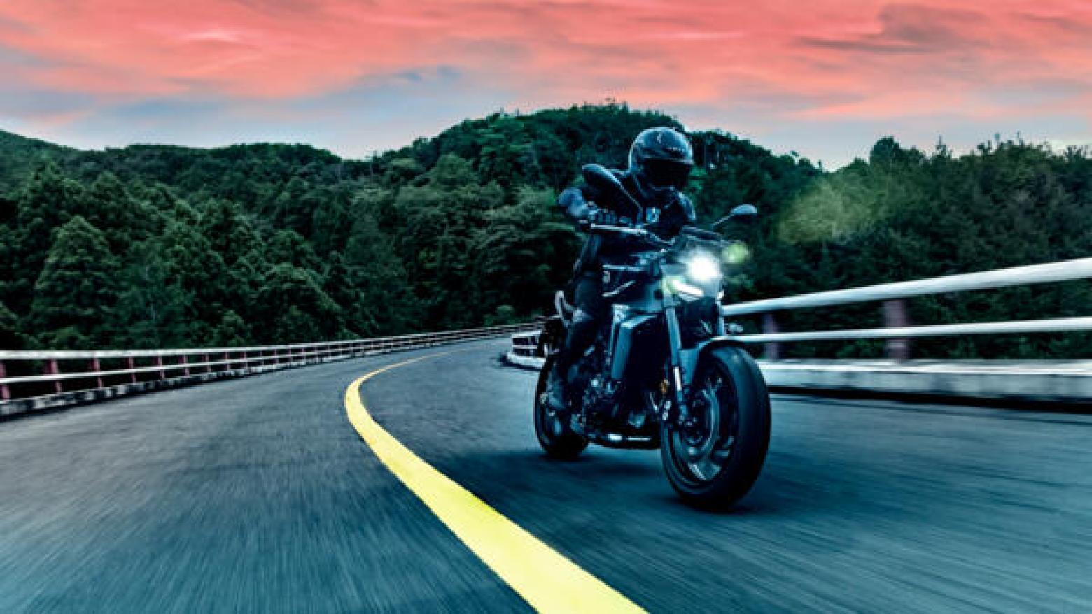 Yamaha MT-09 Y-AMT - 119hp, 93Nm tork, 260 km/h en yüksek hız