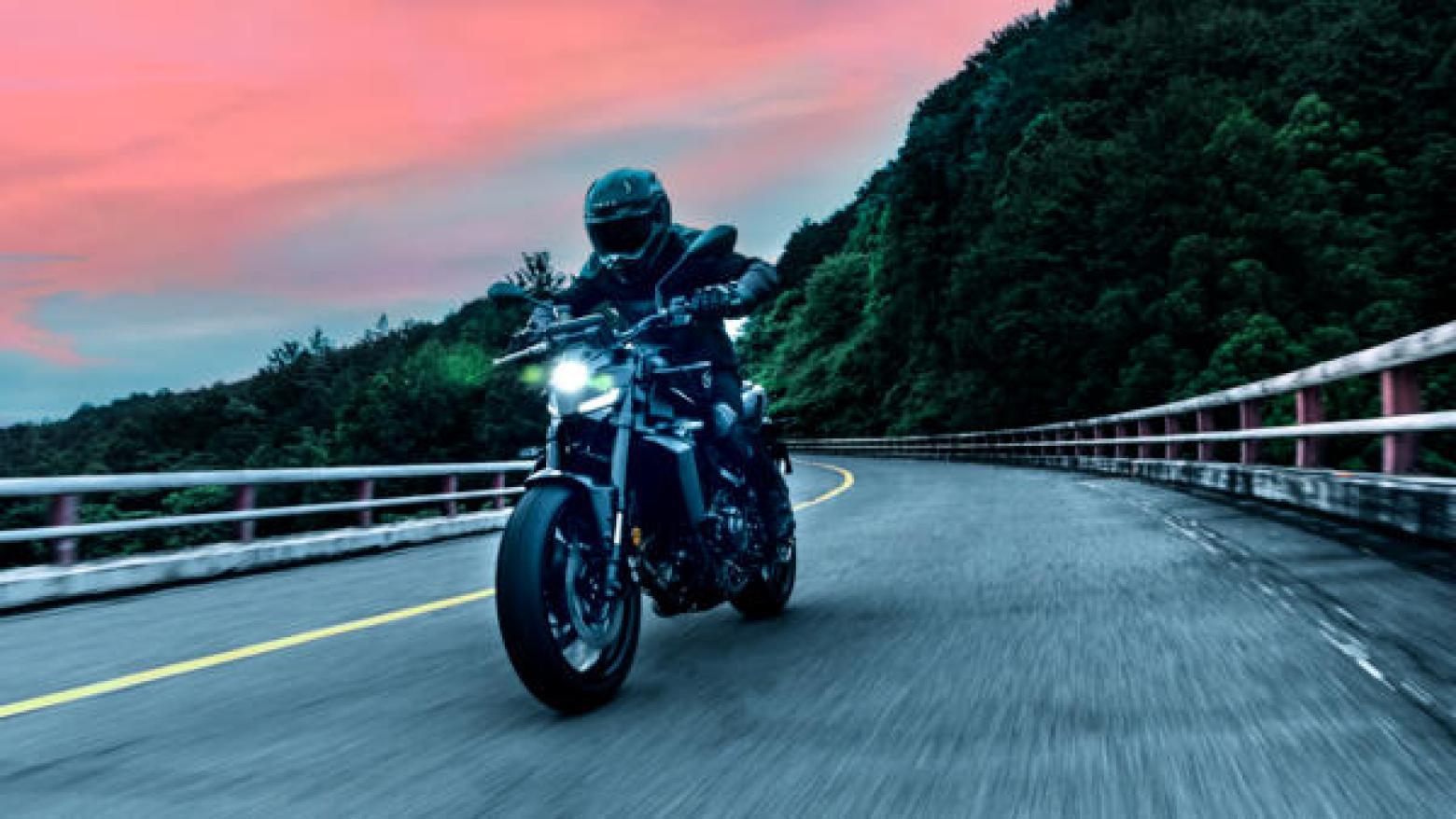 Yamaha MT-09 Y-AMT - 119hp, 93Nm tork, 260 km/h en yüksek hız