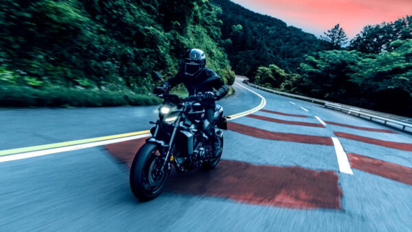 Yamaha MT-09 Y-AMT - 119hp, 93Nm tork, 260 km/h en yüksek hız