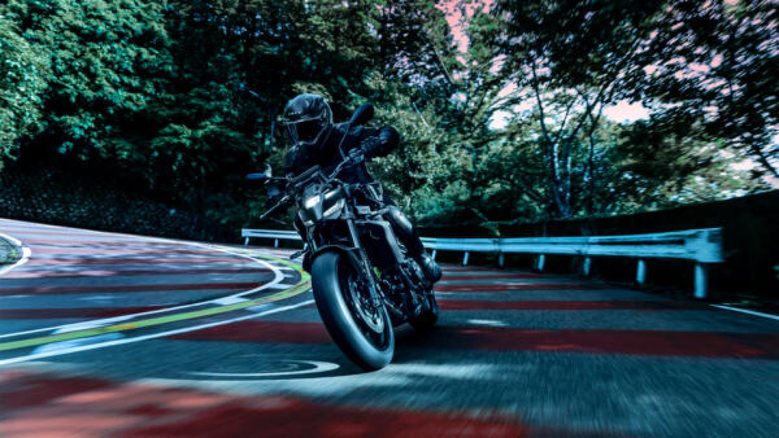 Yamaha MT-09 Y-AMT - 119hp, 93Nm tork, 260 km/h en yüksek hız