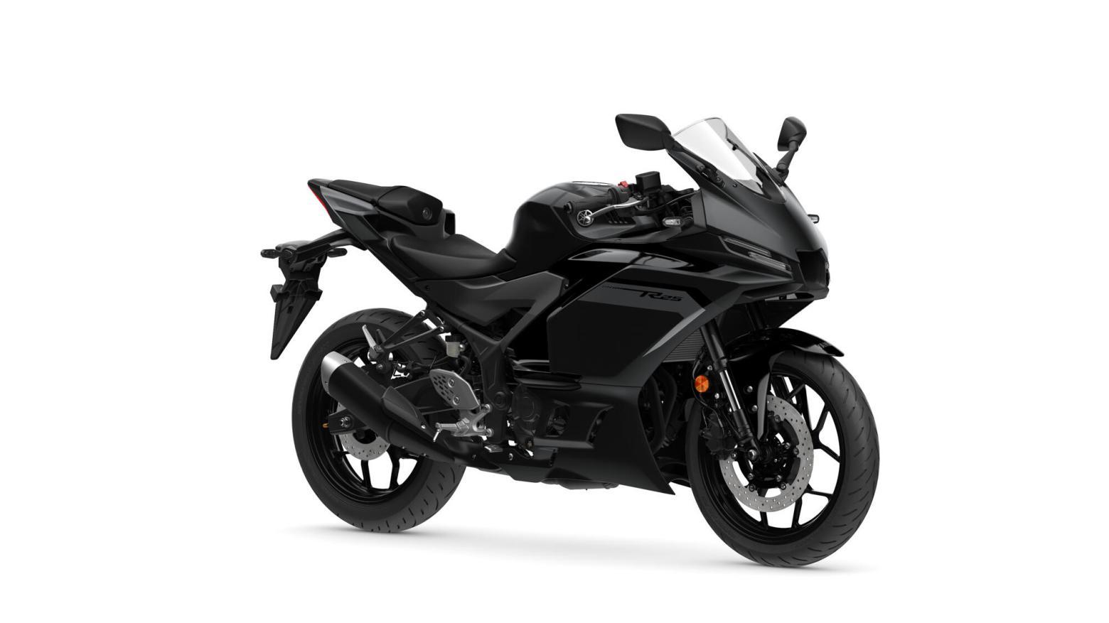 Yamaha R25 - 36hp, 23Nm tork, 199 km/h en yüksek hız