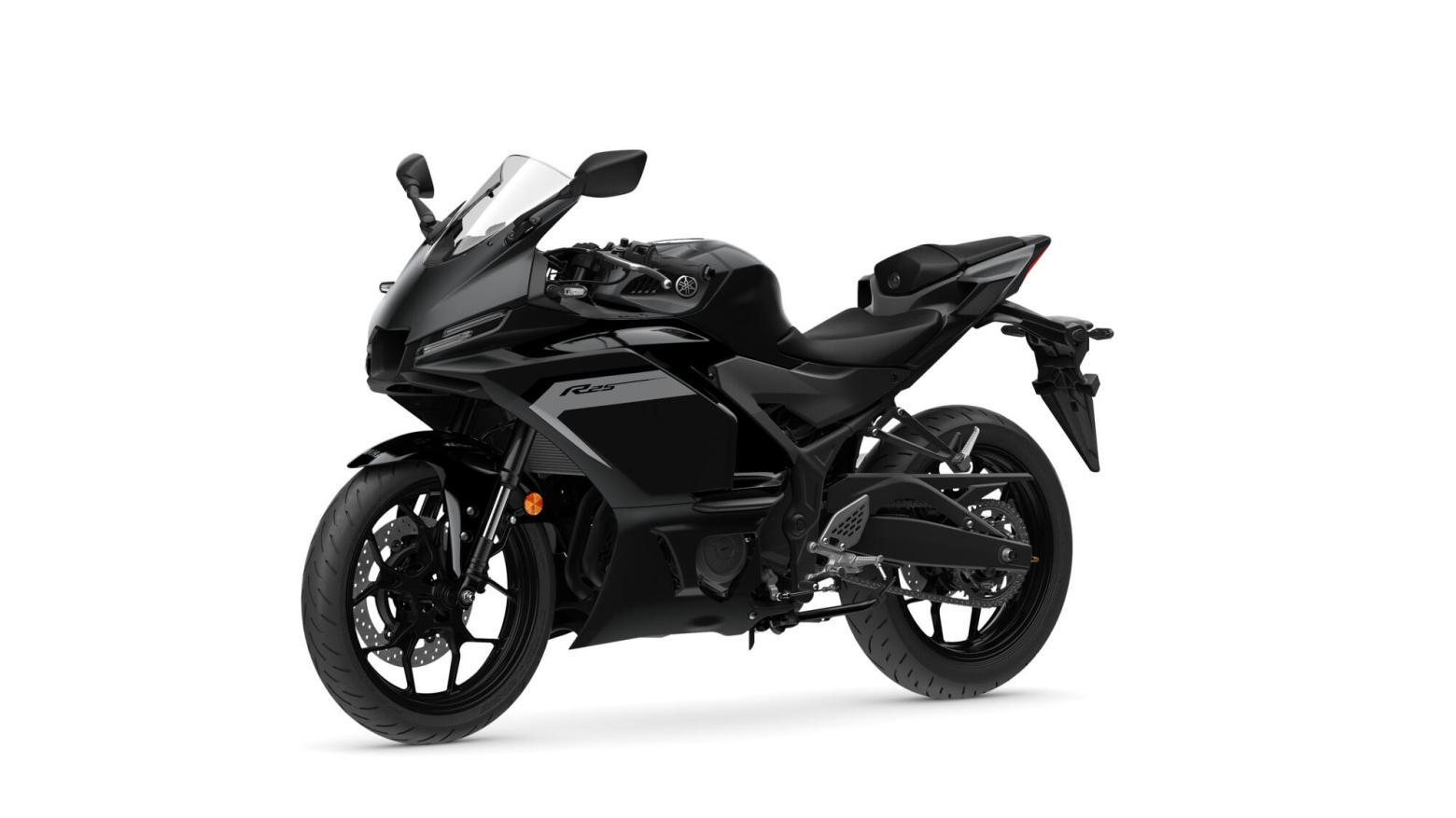 Yamaha R25 - 36hp, 23Nm tork, 199 km/h en yüksek hız