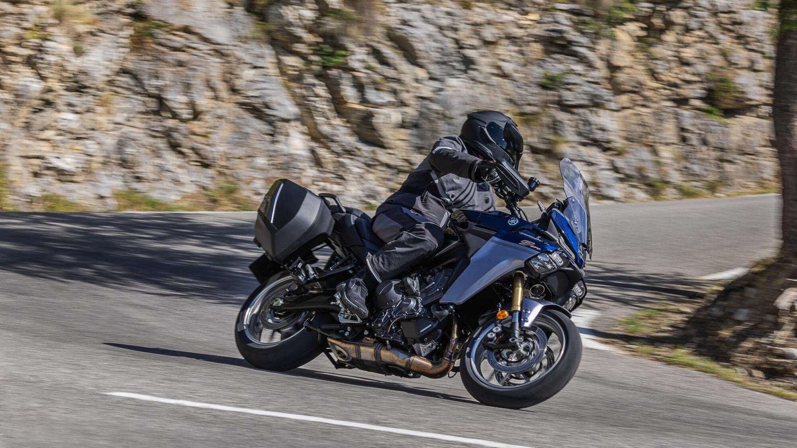 Yamaha TRACER 9 GT+ Y-AMT - 119hp, 93Nm tork, 250 km/h en yüksek hız