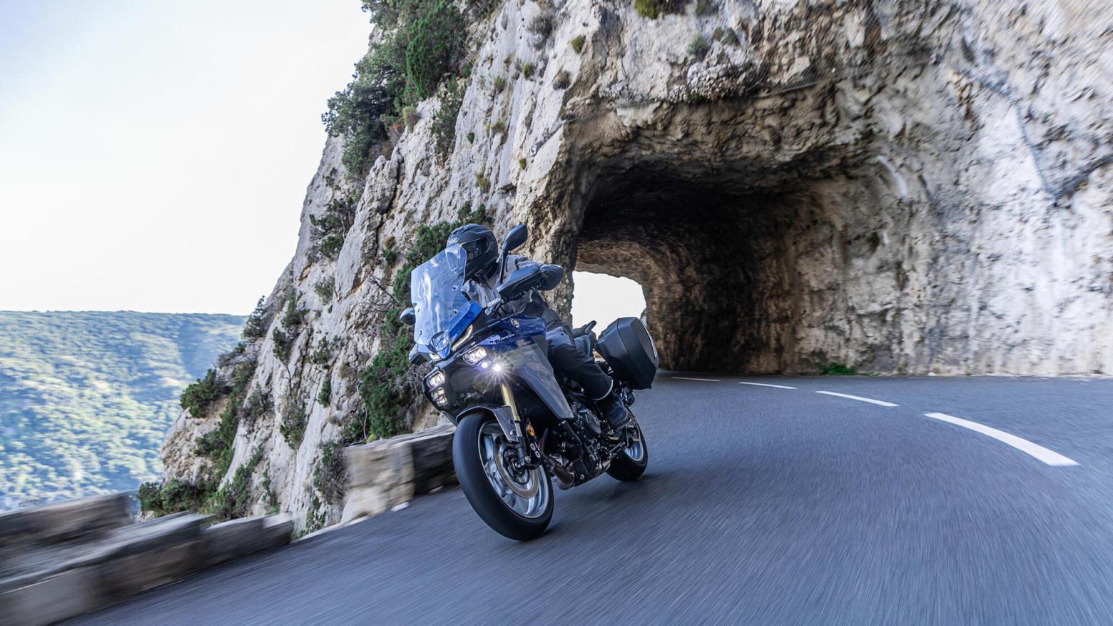 Yamaha TRACER 9 GT+ Y-AMT - 119hp, 93Nm tork, 250 km/h en yüksek hız