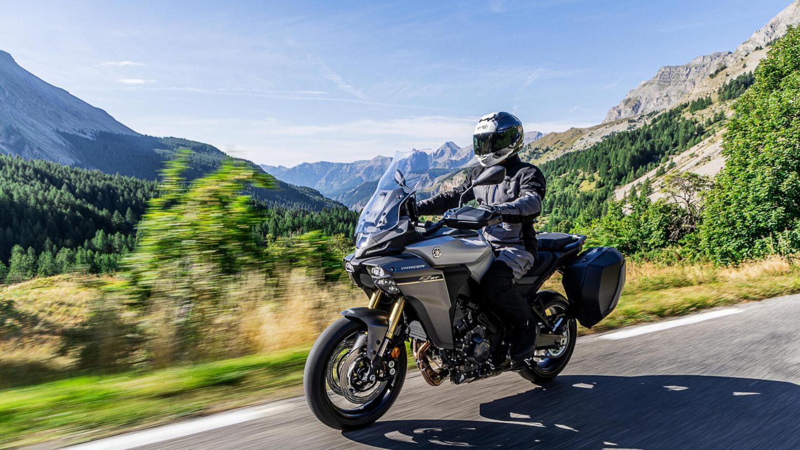 Yamaha TRACER 9 GT Y-AMT - 119hp, 93Nm tork, 250 km/h en yüksek hız