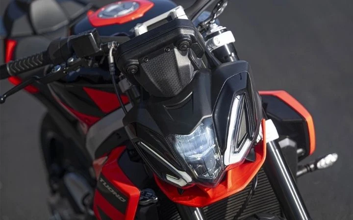 Aprilia TUONO 457 studio shot