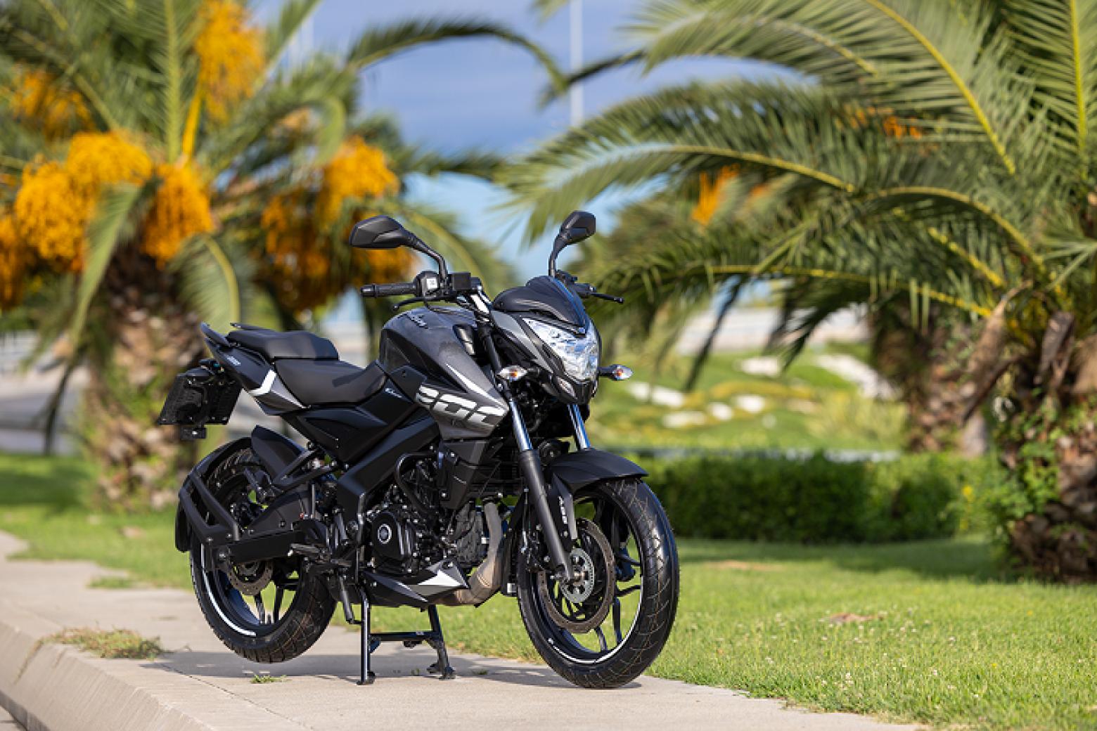 Bajaj Pulsar NS 200 - 24.4hp, 18.3Nm tork, 145 km/h en yüksek hız