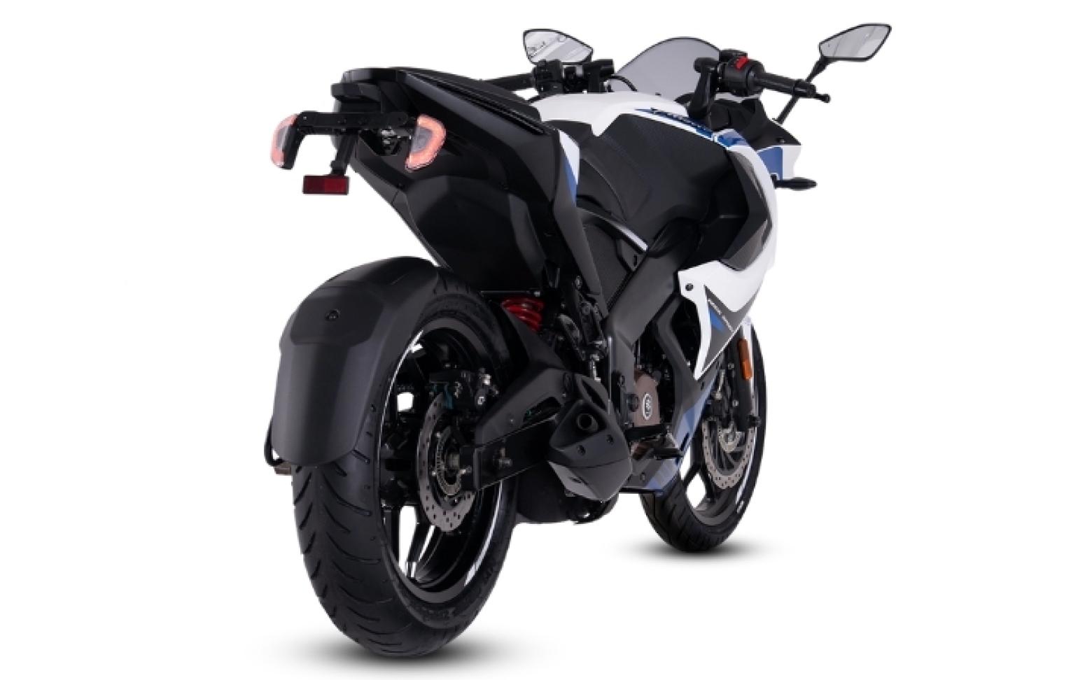 Bajaj Pulsar RS 200 UG - 24.4hp, 18.7Nm tork, 150 km/h en yüksek hız