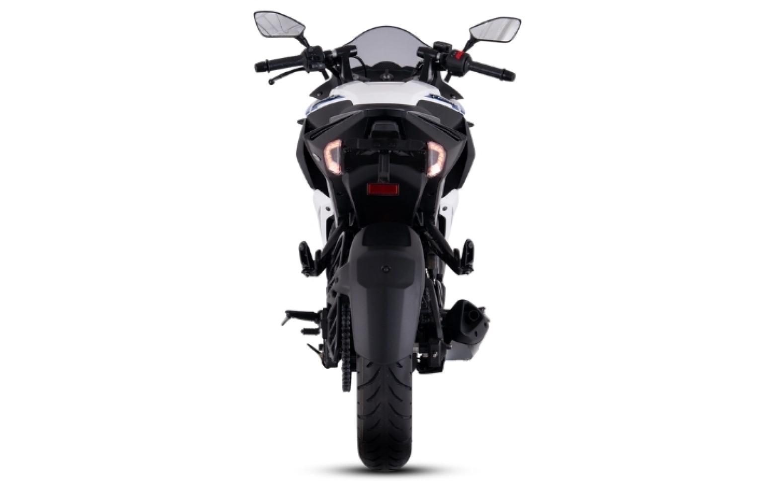 Bajaj Pulsar RS 200 UG - 24.4hp, 18.7Nm tork, 150 km/h en yüksek hız