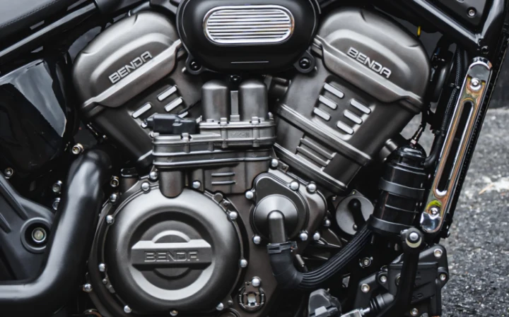 Benda Rock 700 - 700hp, 68Nm tork, 180 km/h en yüksek hız