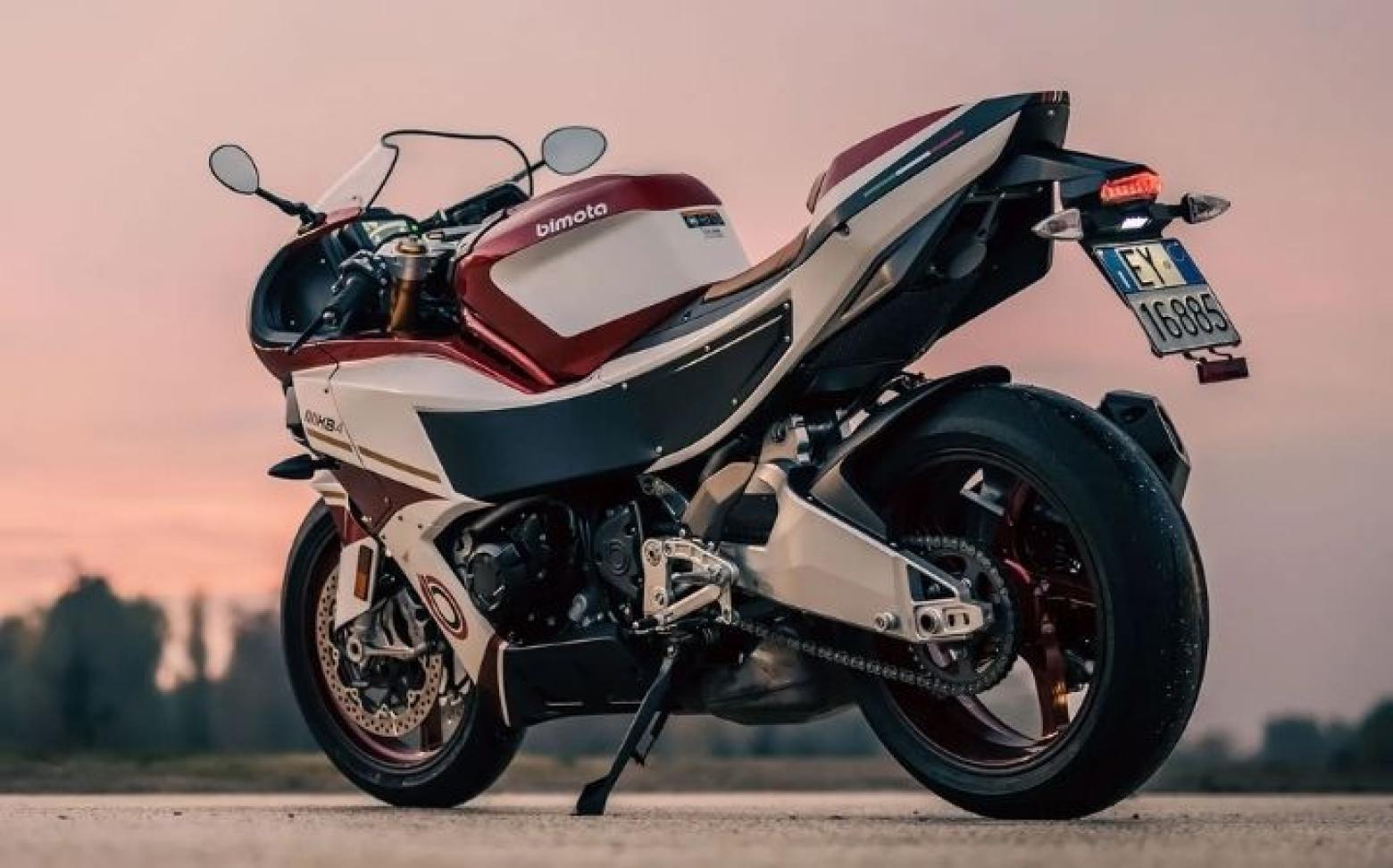 Bimota KB4 - 142hp, 111Nm tork, 300 km/h en yüksek hız