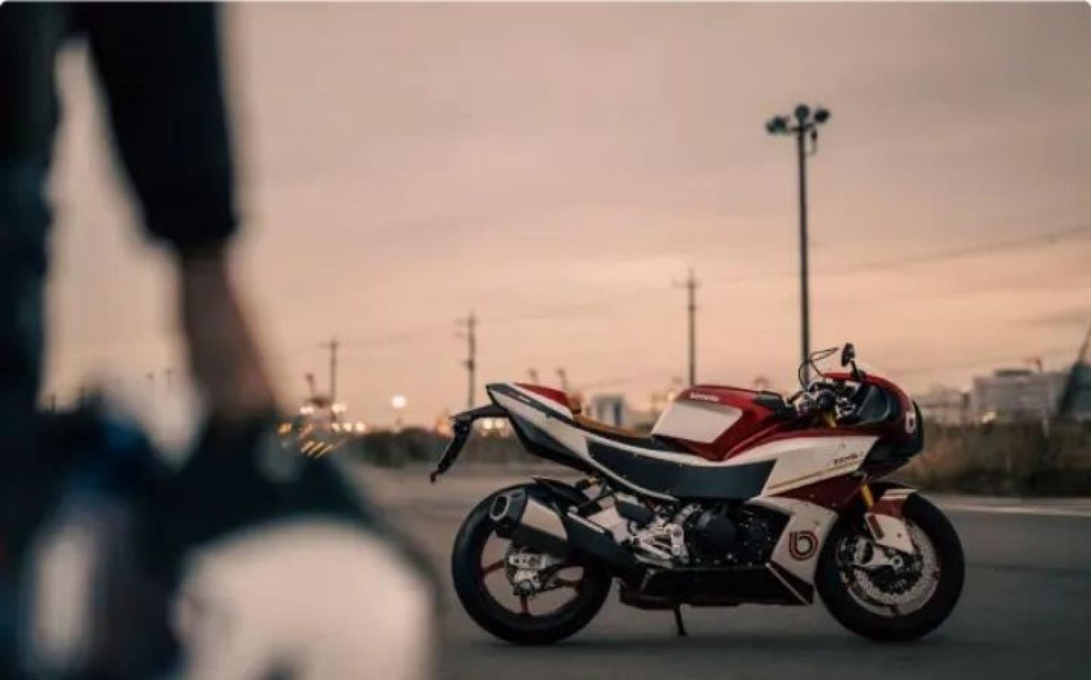 Bimota KB4 - 142hp, 111Nm tork, 300 km/h en yüksek hız