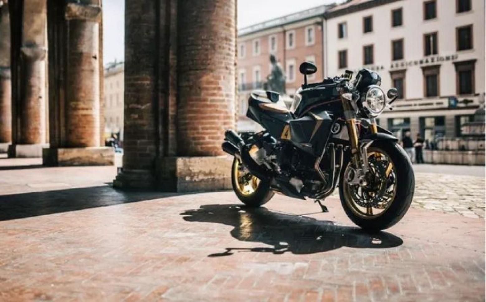 Bimota KB4RC - 142hp, 111Nm tork, 260 km/h en yüksek hız