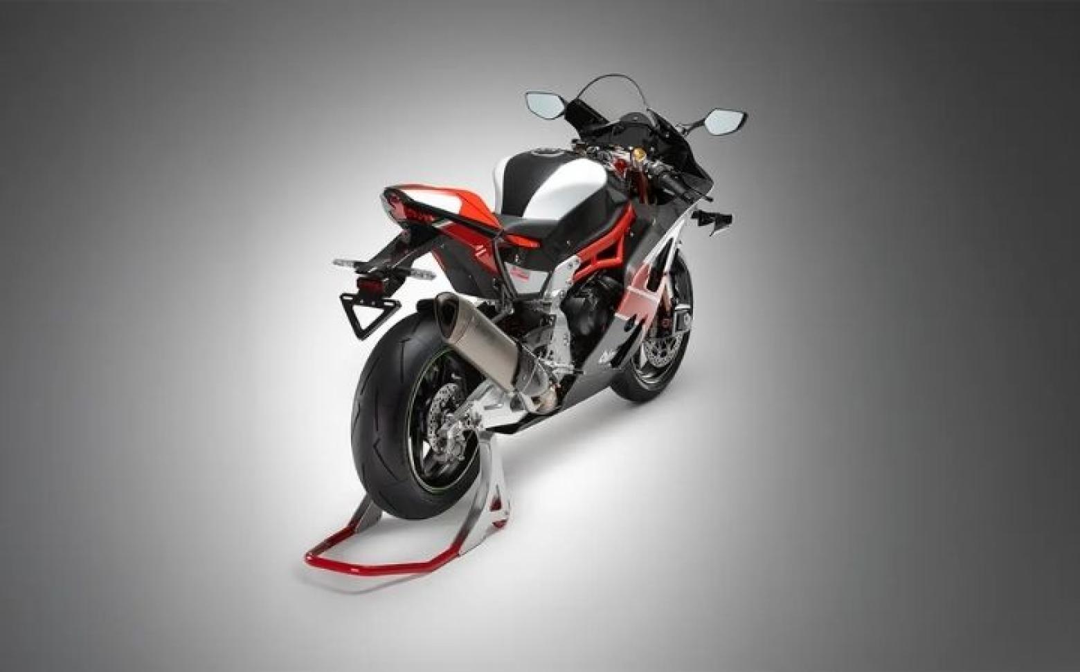 Bimota KB998 Rimini - 200hp, 111Nm tork, 300 km/h en yüksek hız