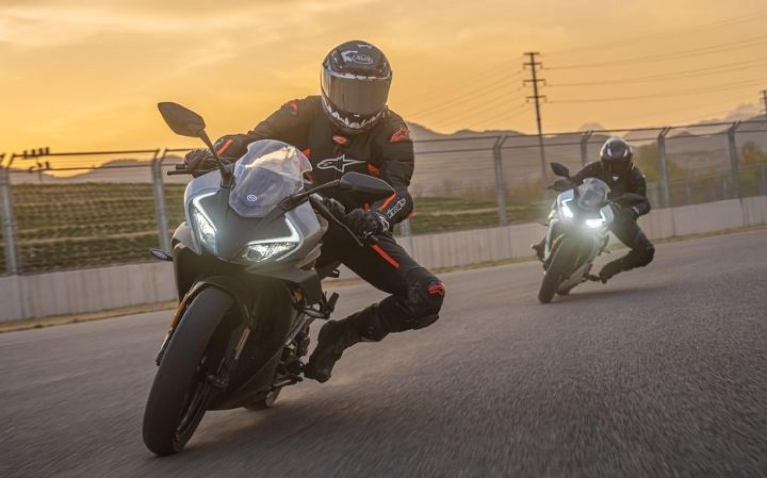 CF MOTO 250SR - 26.5hp, 22Nm tork, 160 km/h en yüksek hız