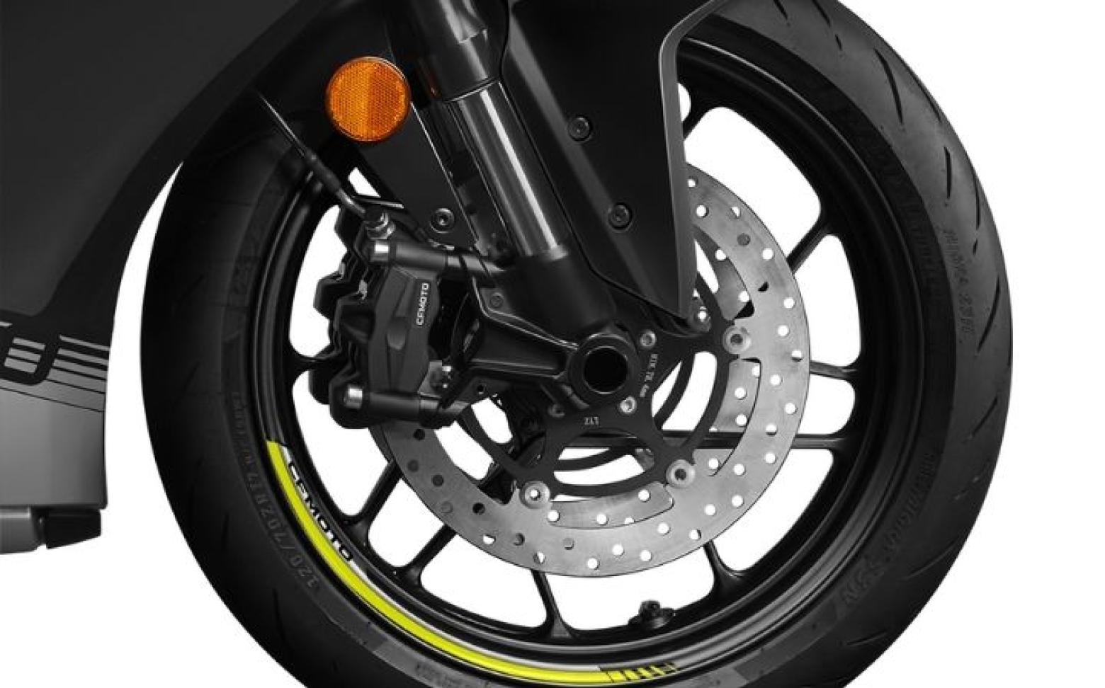 CF MOTO 500SR VOOM - 78hp, 49Nm tork, 239 km/h en yüksek hız