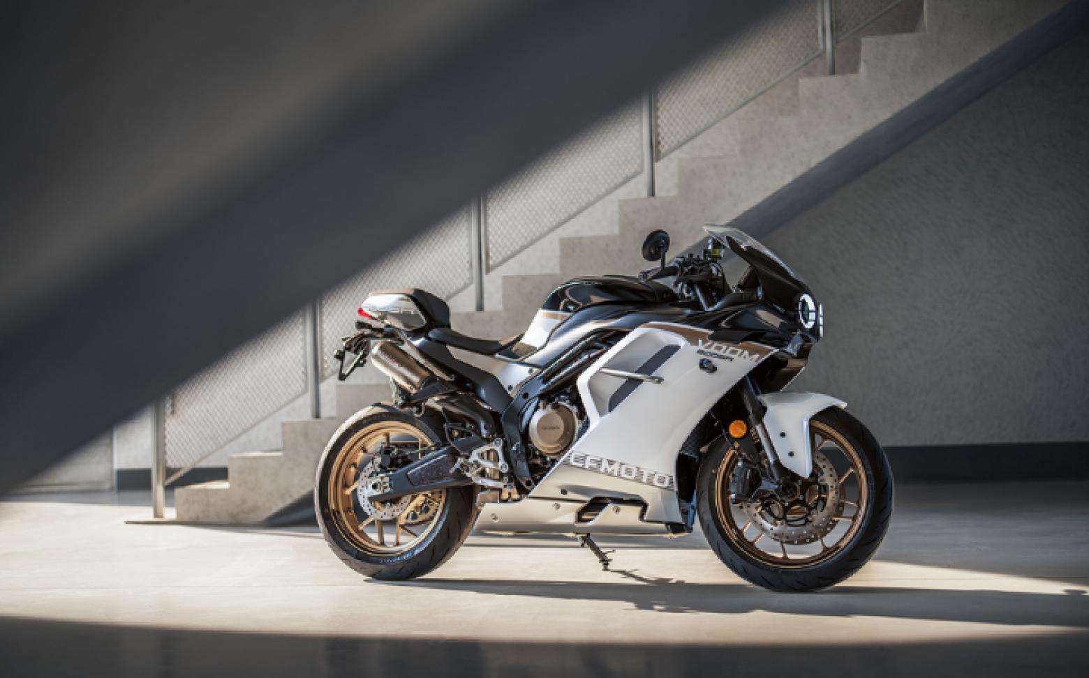 CF MOTO 500SR VOOM - 78hp, 49Nm tork, 239 km/h en yüksek hız