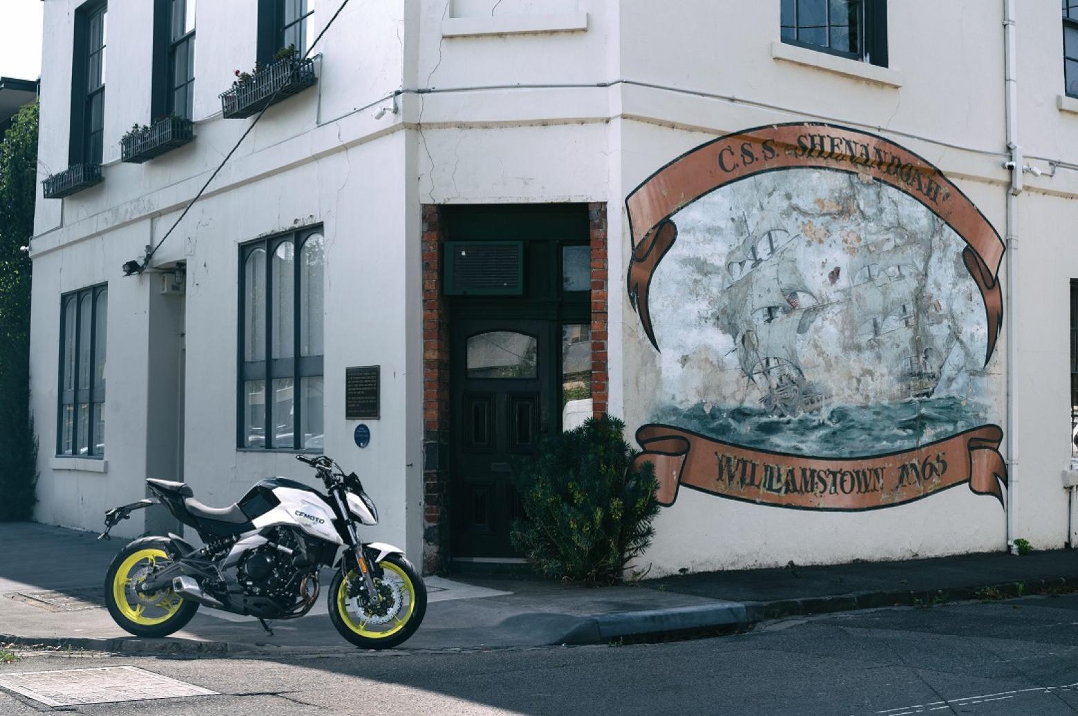 CF MOTO 650NK - 61hp, 56Nm tork, 228 km/h en yüksek hız