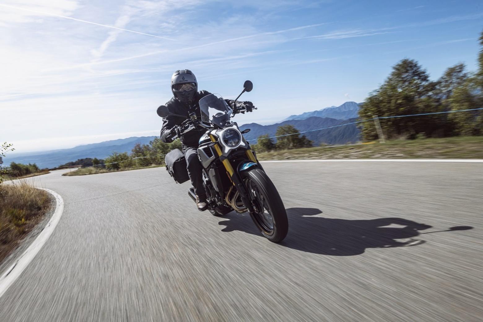 CF MOTO 700 CL-X ADVENTURE - 74hp, 68Nm tork, 210 km/h en yüksek hız
