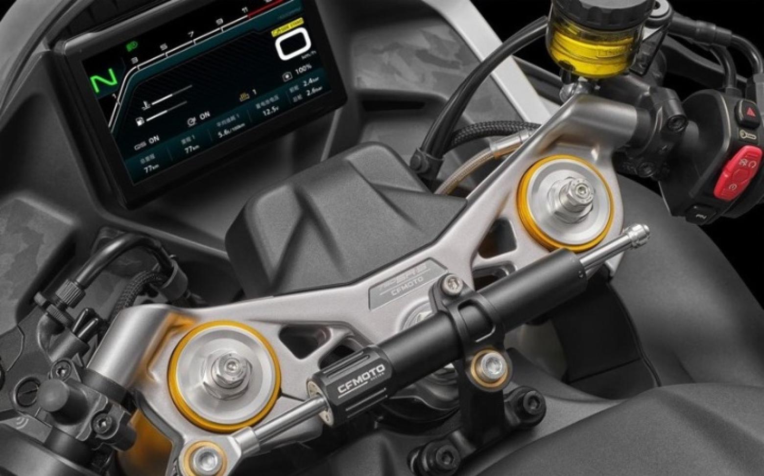 CF MOTO 750SR-S - 111.5hp, 80Nm tork, 290 km/h en yüksek hız