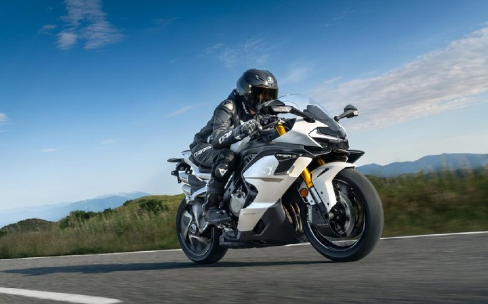 CF MOTO 750SR-S - 111.5hp, 80Nm tork, 290 km/h en yüksek hız