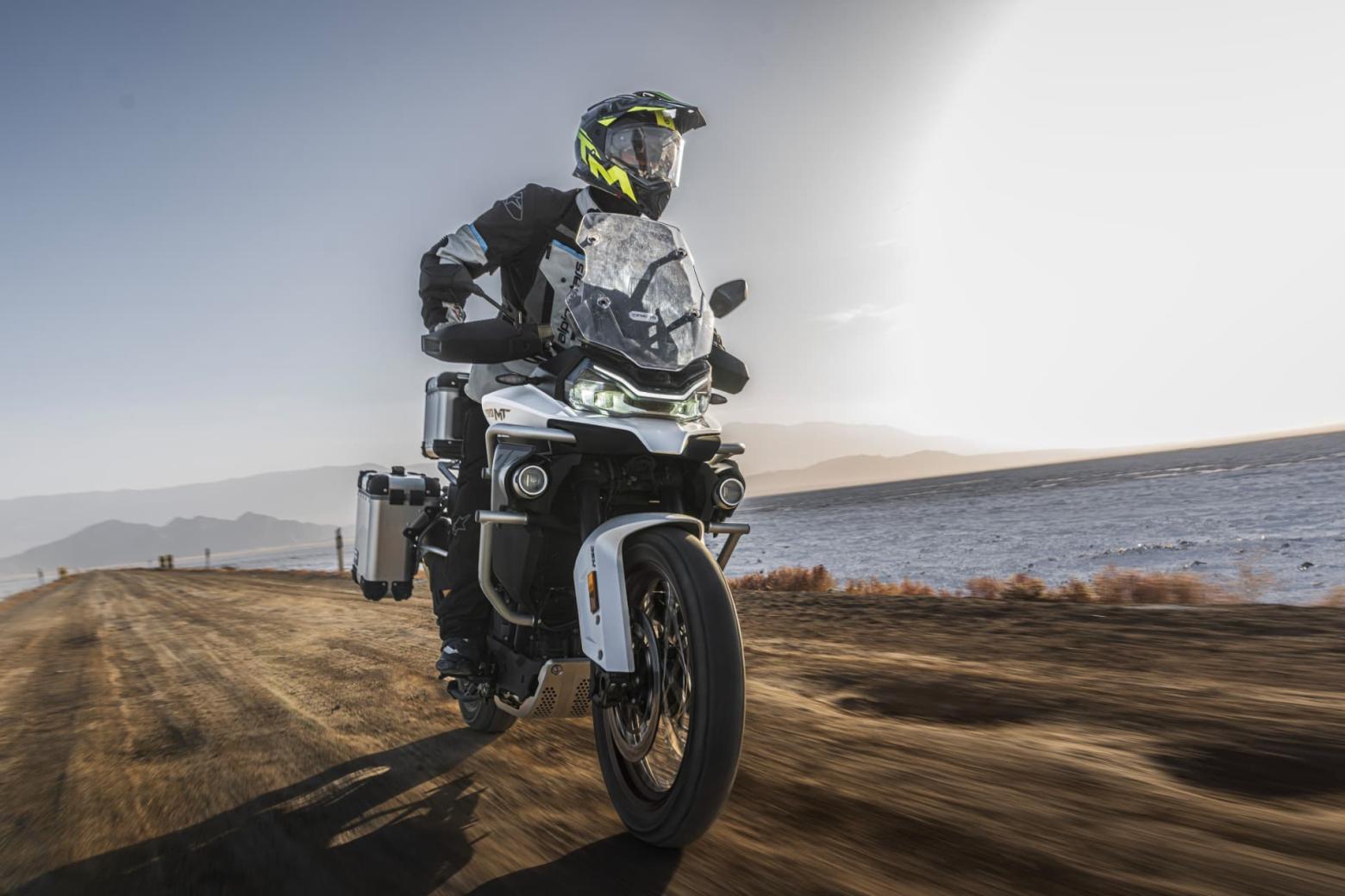 CF MOTO 800MT-ES - 93.8hp, 77Nm tork, 220 km/h en yüksek hız