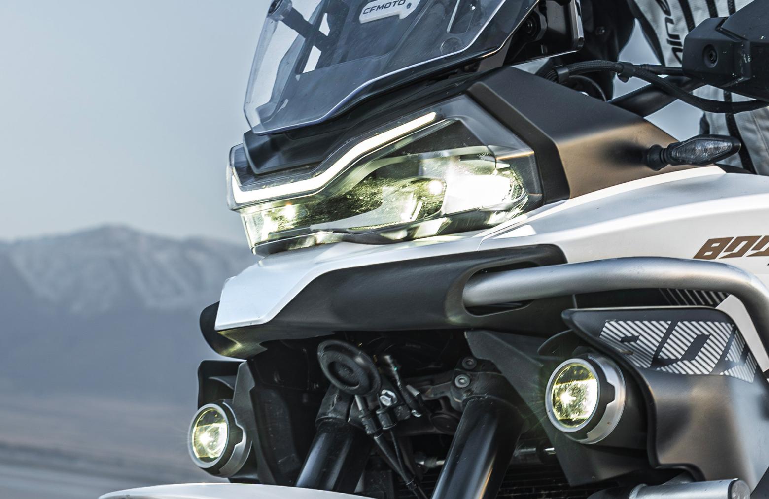 CF MOTO 800MT-ES - 93.8hp, 77Nm tork, 220 km/h en yüksek hız